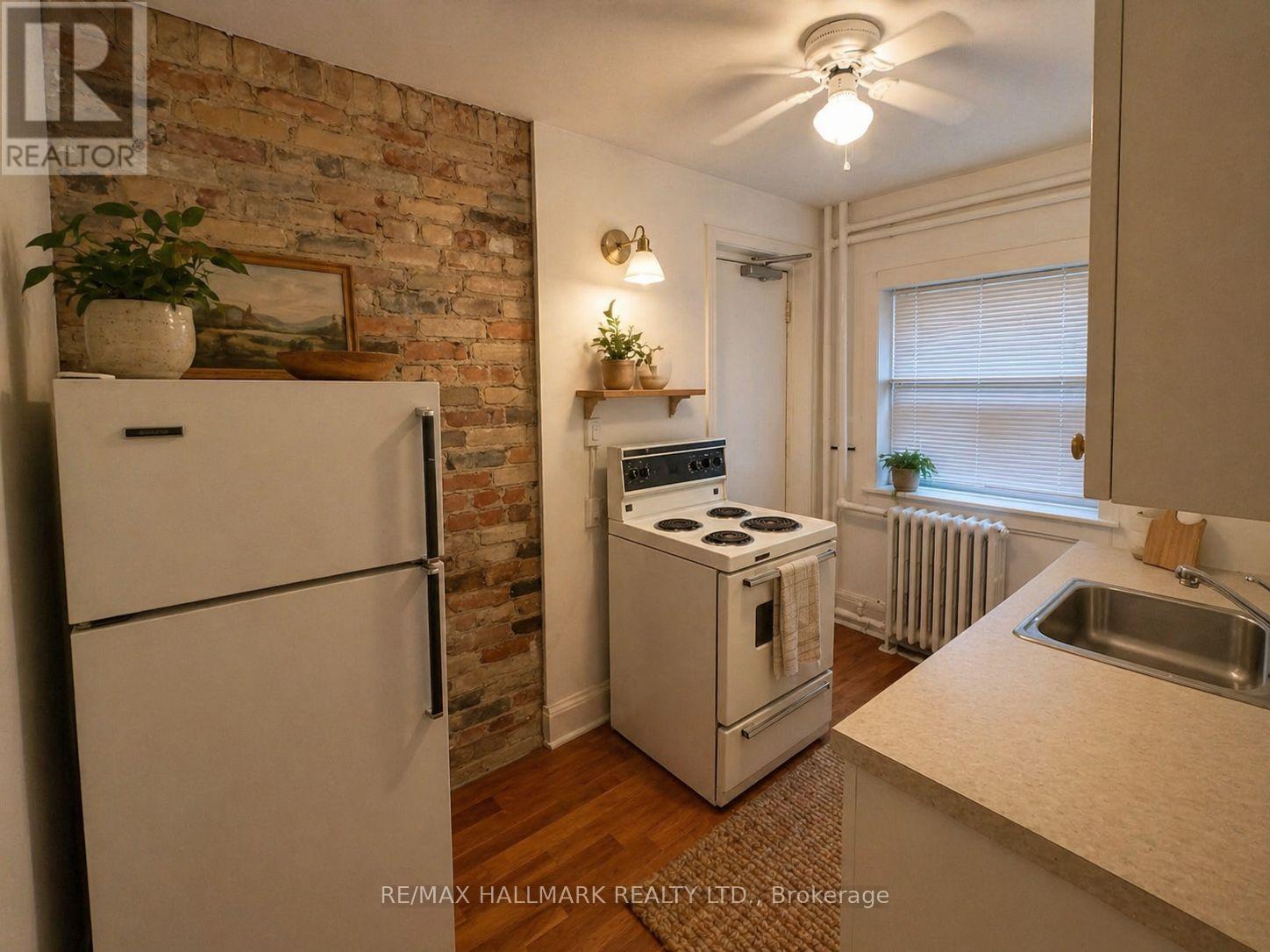 1 - 27 Sherwood Avenue, Toronto, Ontario  M4P 2A6 - Photo 6 - C12959516