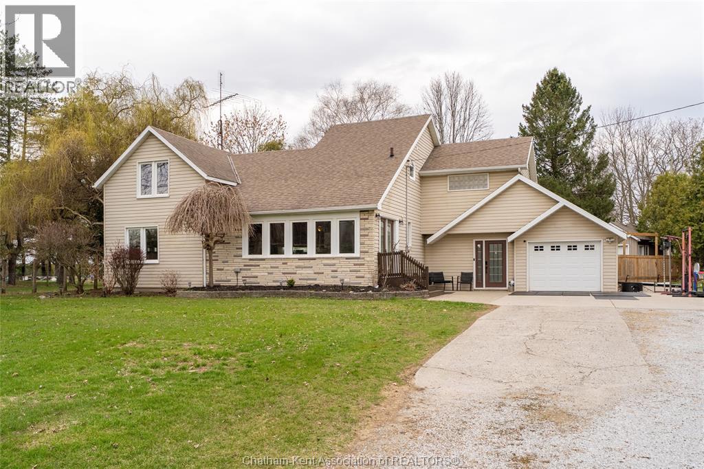 12979 LONGWOODS ROAD, Thamesville, Ontario