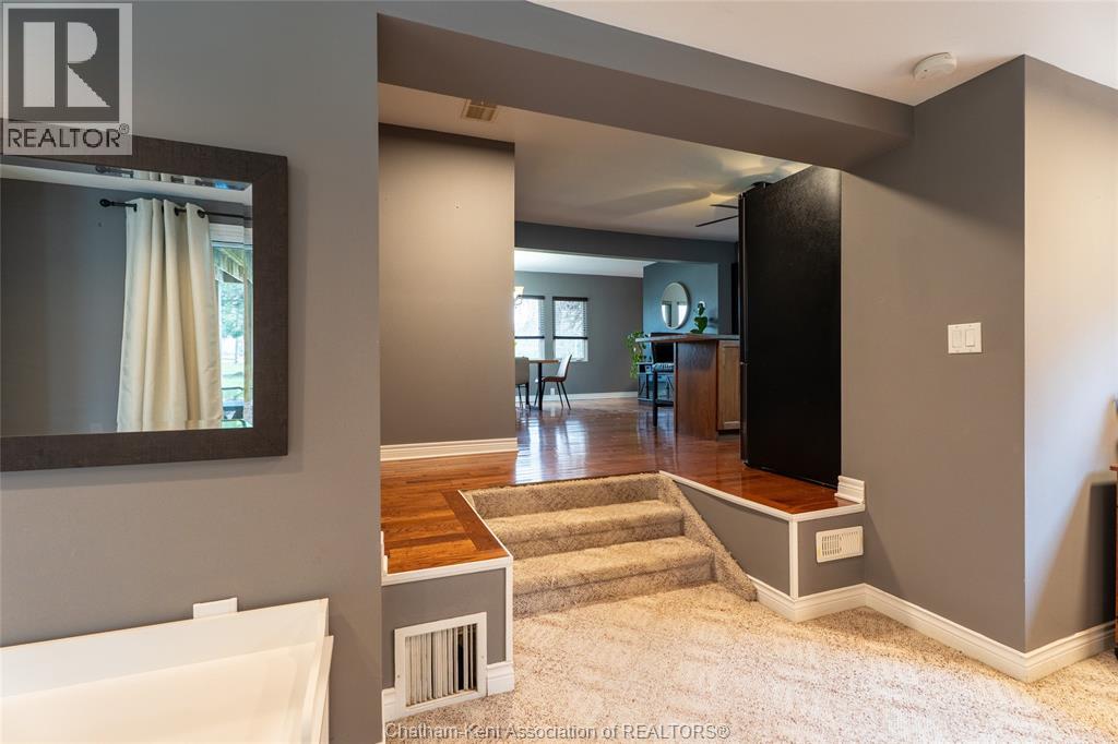 12979 Longwoods Road, Thamesville, Ontario  N0P 2K0 - Photo 6 - 26008030