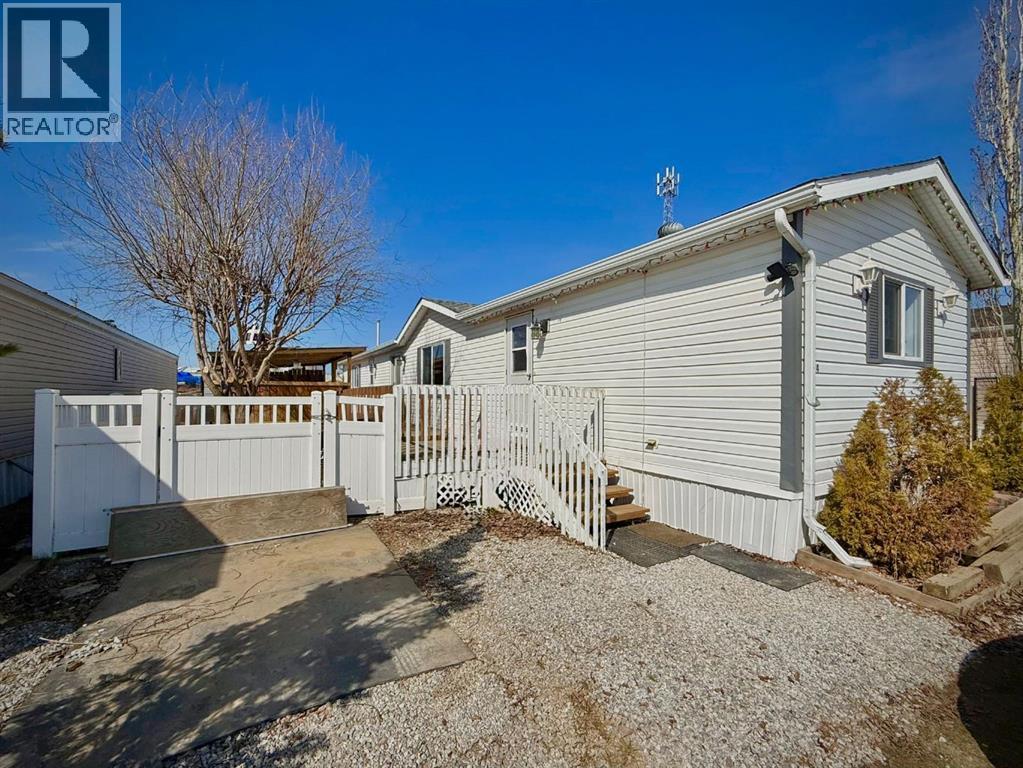 11014 98 Street, Clairmont, Alberta  T0H 0W3 - Photo 3 - A2306409