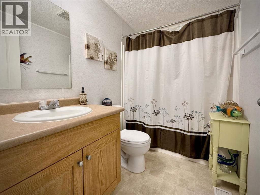 11014 98 Street, Clairmont, Alberta  T0H 0W3 - Photo 22 - A2306409