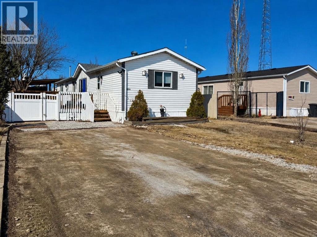 11014 98 Street, Clairmont, Alberta  T0H 0W3 - Photo 2 - A2306409