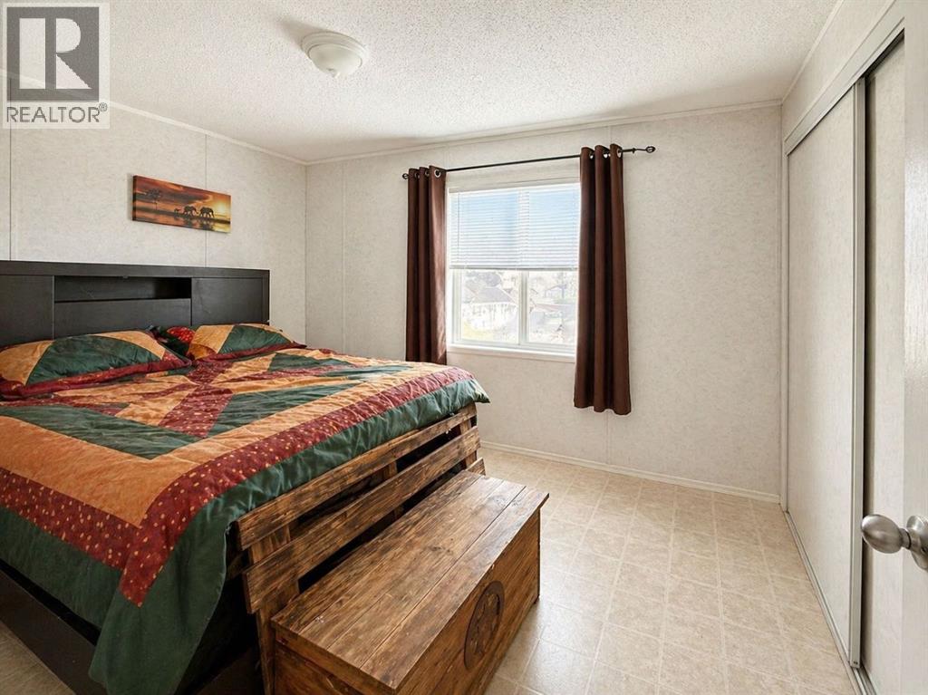 11014 98 Street, Clairmont, Alberta  T0H 0W3 - Photo 21 - A2306409