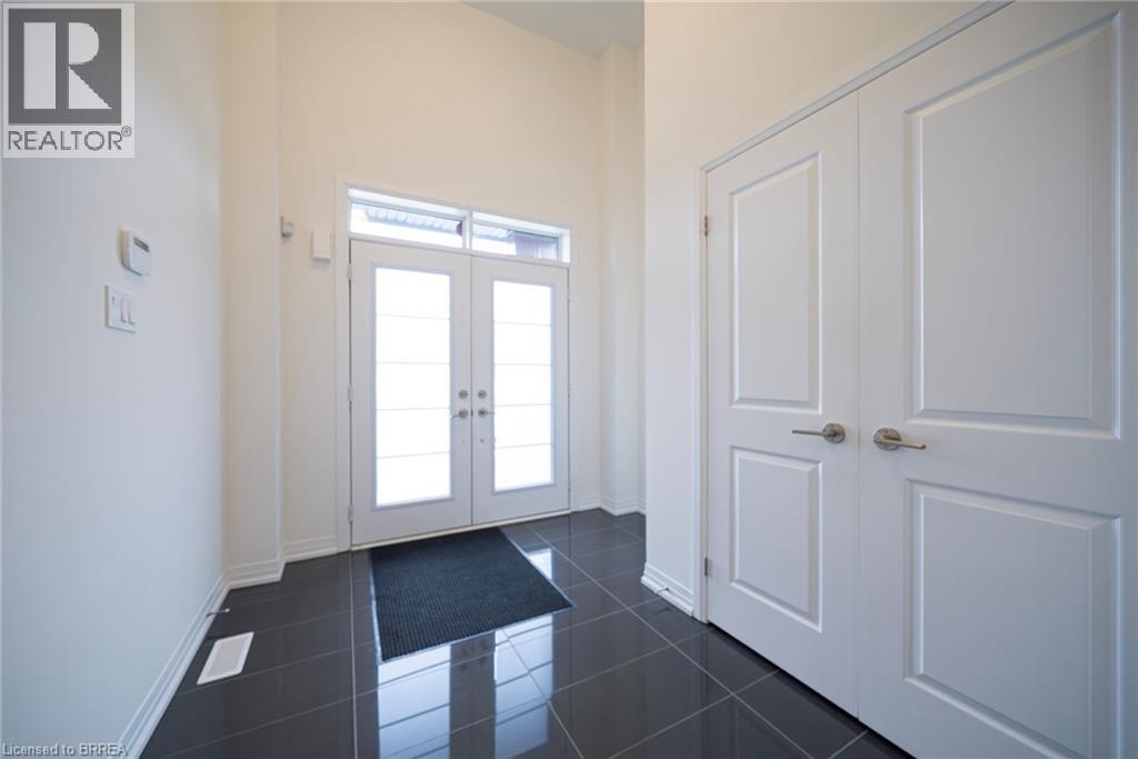 9 Tarrison Street, Brantford, Ontario  N3T 5L8 - Photo 3 - 40826416