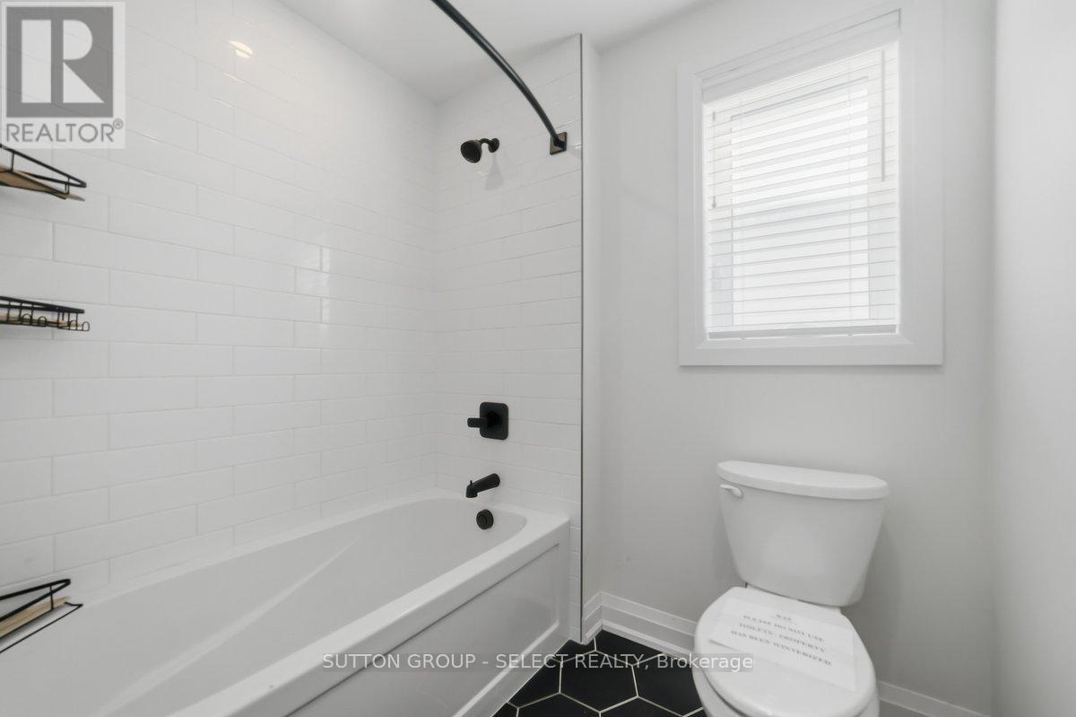 2273 Tokala Trail, London North, Ontario  N6G 0V8 - Photo 21 - X12763596