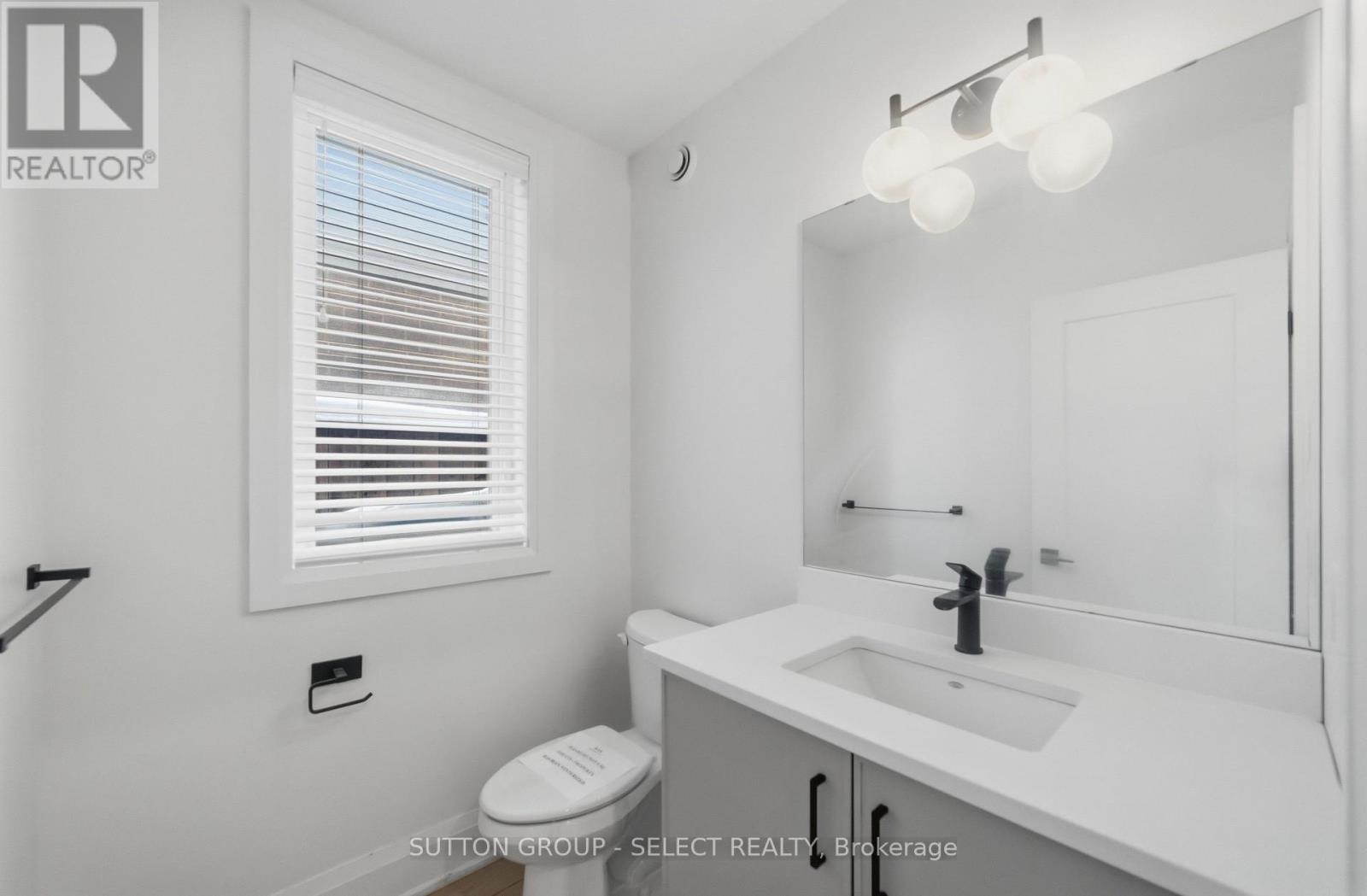2273 Tokala Trail, London North, Ontario  N6G 0V8 - Photo 13 - X12763596