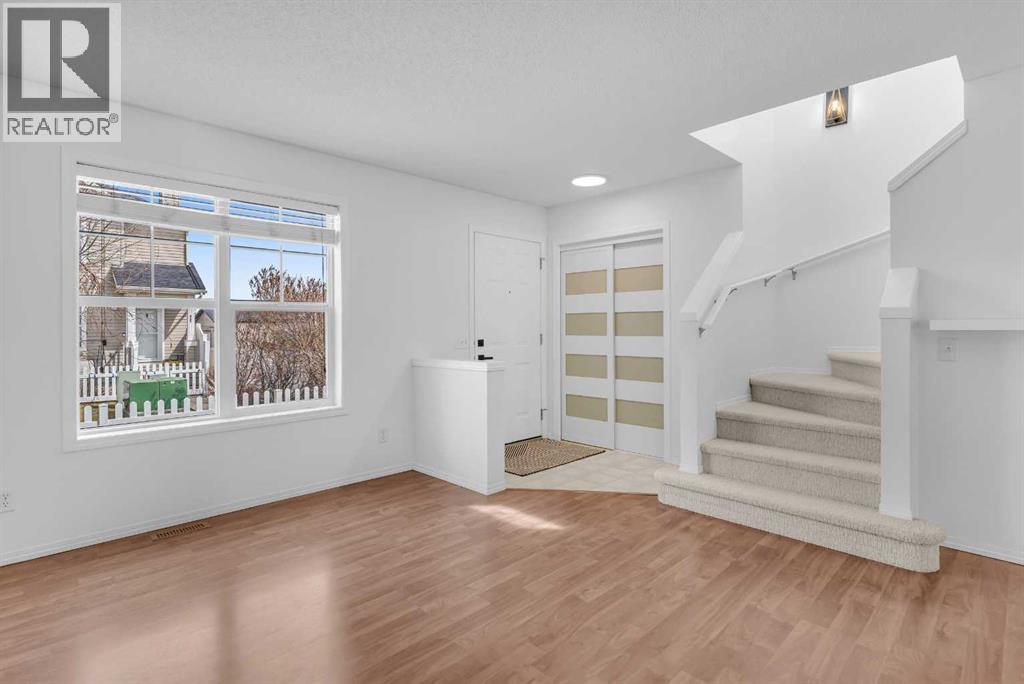 281 Elgin Gardens SE, Calgary, Alberta  T2Z 4T7 - Photo 8 - A2302034