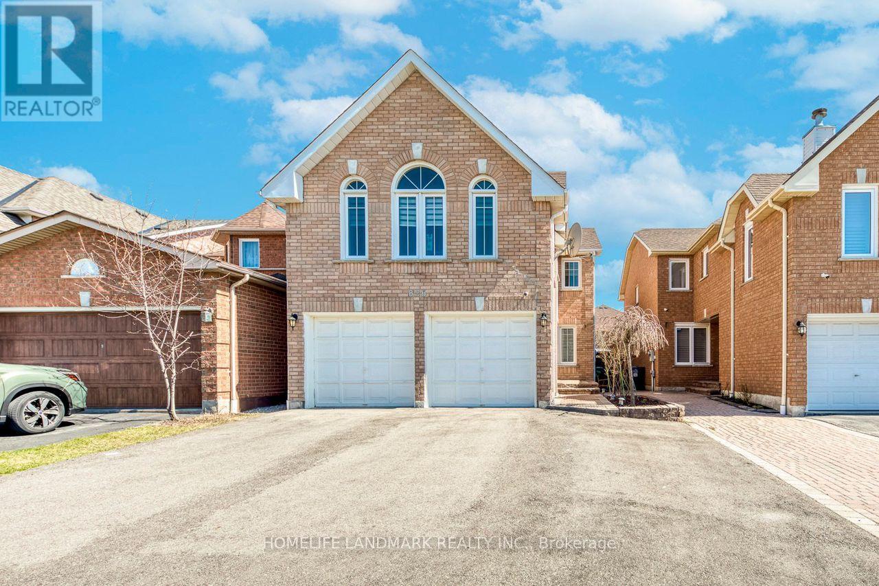 826 WINTERTON WAY, Mississauga, Ontario