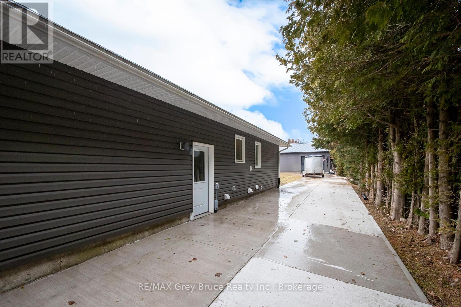 6 Point View Drive, Northern Bruce Peninsula, Ontario  N0H 1W0 - Photo 47 - X12957834