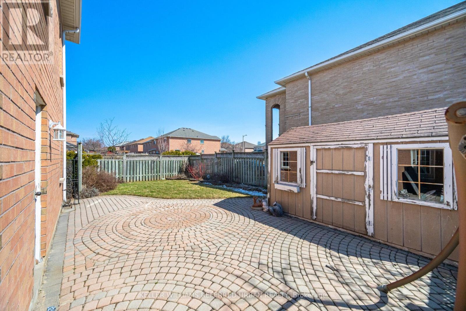 239 Drummond Drive, Vaughan, Ontario  L6A 3C1 - Photo 31 - N12981092