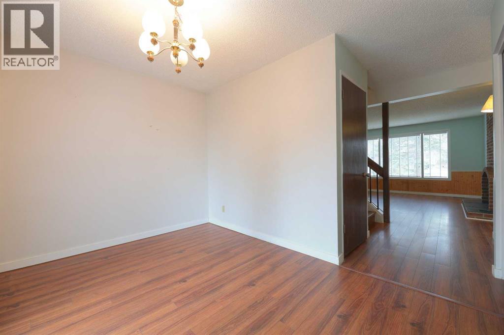 6501 Coach Hill Road SW, Calgary, Alberta  T3H 1B5 - Photo 9 - A2301683