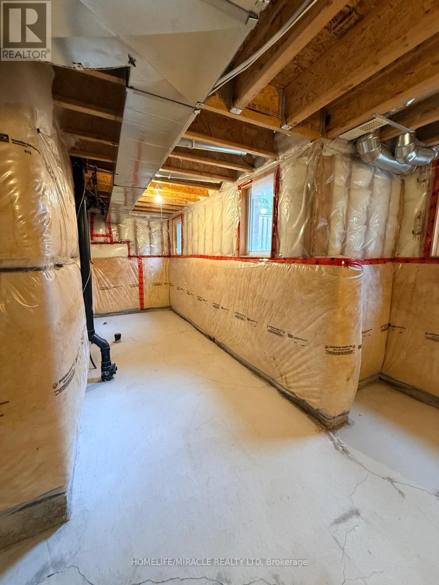 69 Headwater Crescent, Richmond Hill, Ontario  L4E 0T2 - Photo 25 - N13042478