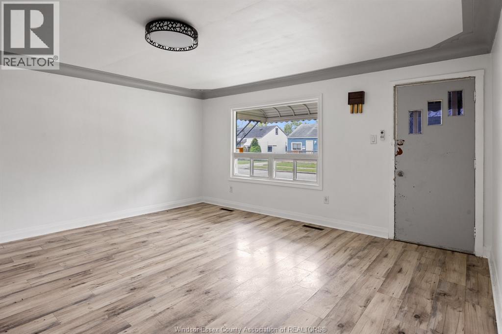 2270 Marentette, Windsor, Ontario  N8W 2C1 - Photo 4 - 26009764