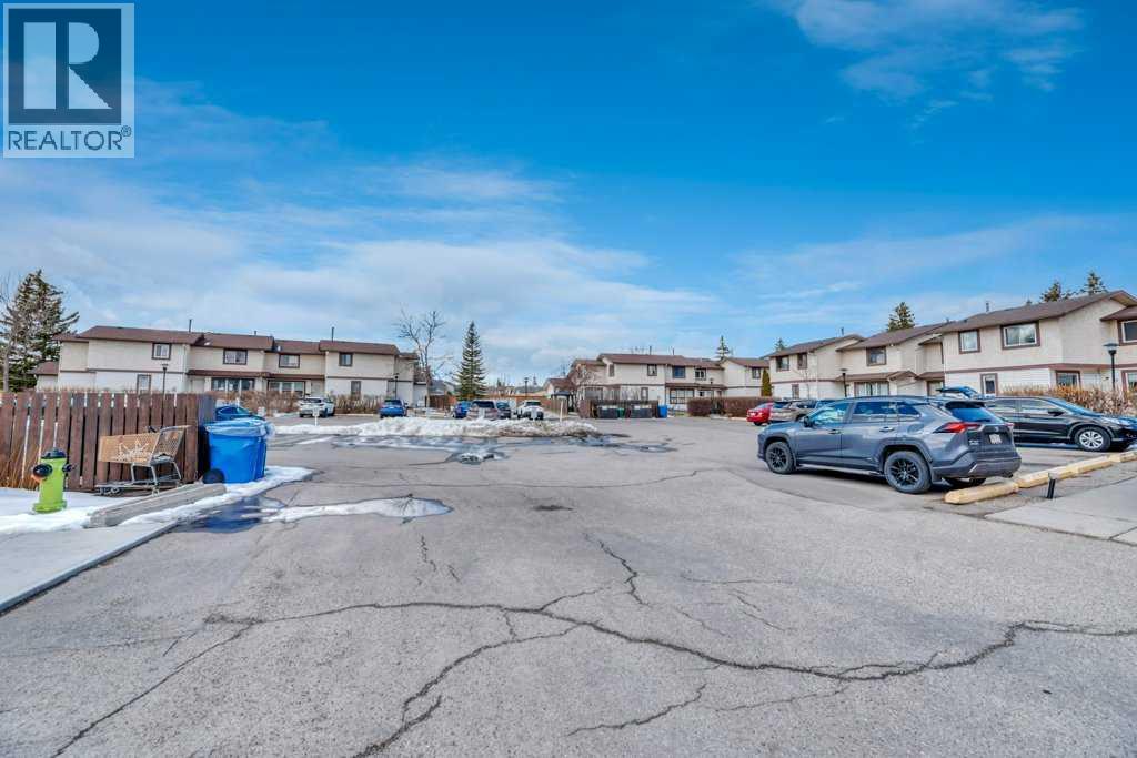 8, 75 Templemont Way Ne, Calgary, Alberta  T1Y 5K8 - Photo 5 - A2301217