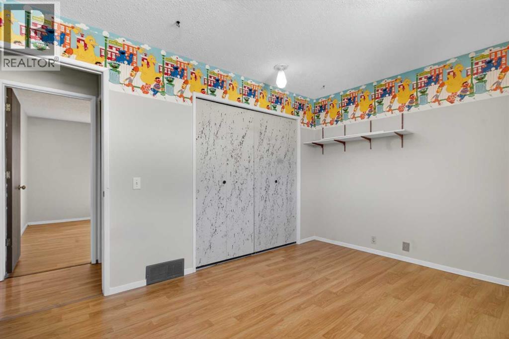 900 Abbeydale Drive Ne, Calgary, Alberta  T2A 5Y1 - Photo 18 - A2307433