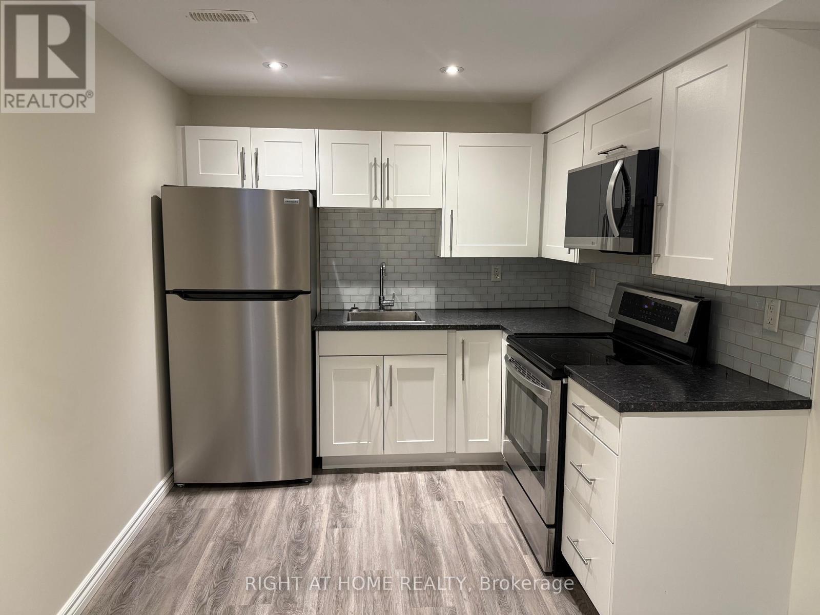 88 Gregory Road, Ajax, Ontario  L1S 3B4 - Photo 6 - E12928630