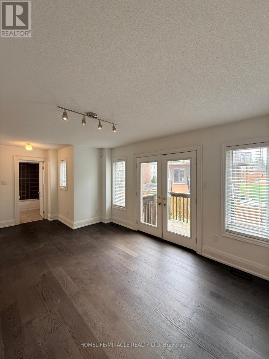 69 Headwater Crescent, Richmond Hill, Ontario  L4E 0T2 - Photo 10 - N13042478