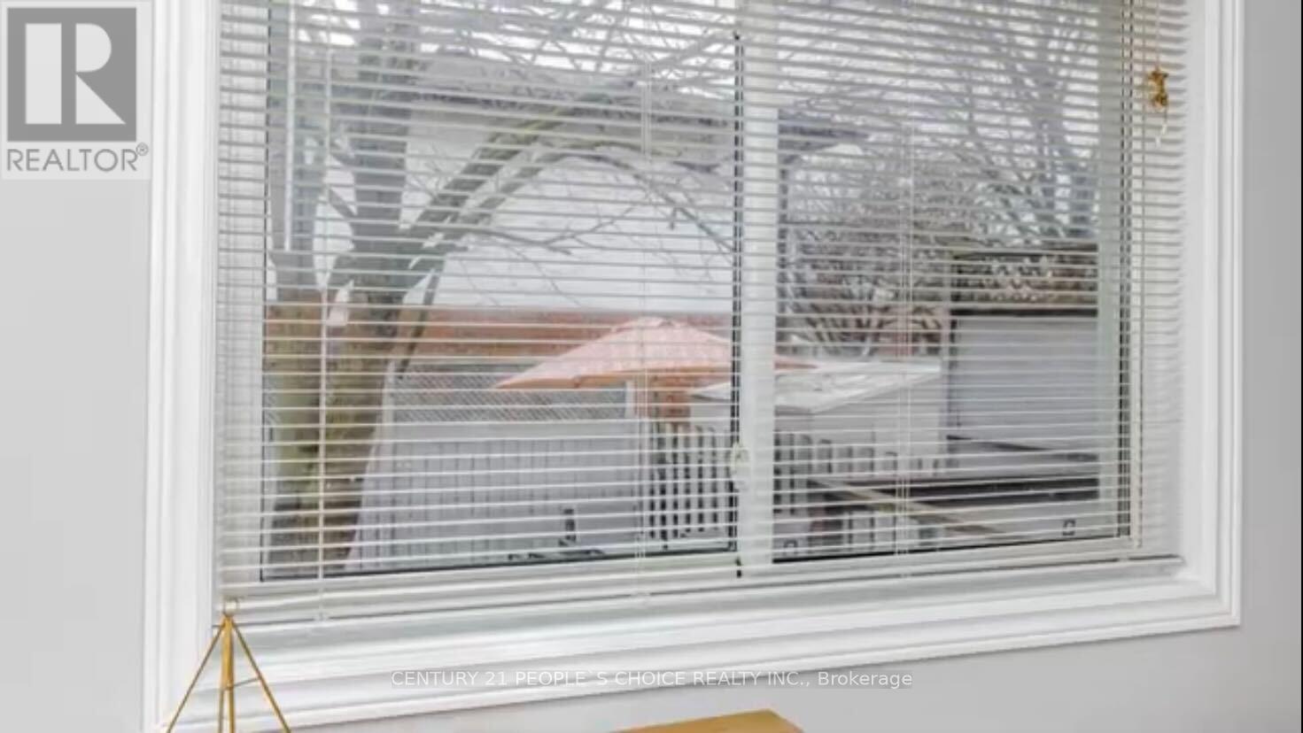 570b Glen Forrest Boulevard, Waterloo, Ontario  N2L 4J5 - Photo 14 - X13004032