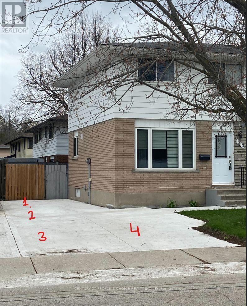 570b Glen Forrest Boulevard, Waterloo, Ontario  N2L 4J5 - Photo 3 - X13004032