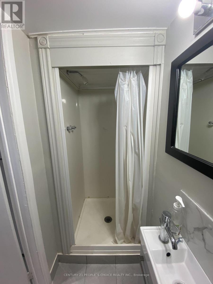 570b Glen Forrest Boulevard, Waterloo, Ontario  N2L 4J5 - Photo 36 - X13004032