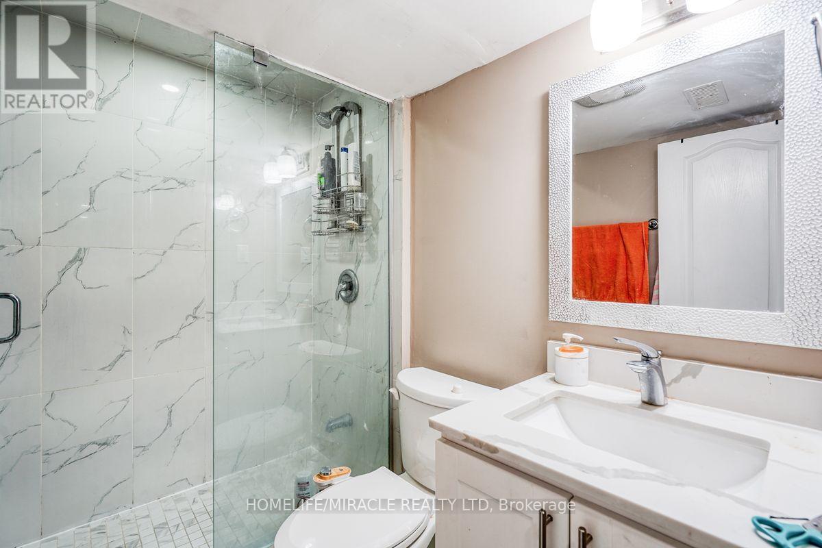 40 Reigate Avenue, Brampton, Ontario  L6V 2E3 - Photo 31 - W13075390