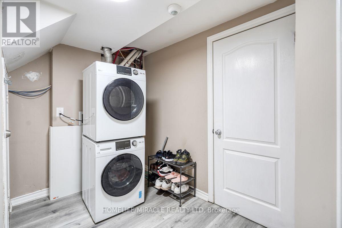 40 Reigate Avenue, Brampton, Ontario  L6V 2E3 - Photo 33 - W13075390