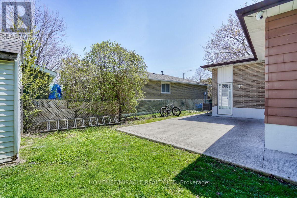 40 Reigate Avenue, Brampton, Ontario  L6V 2E3 - Photo 38 - W13075390