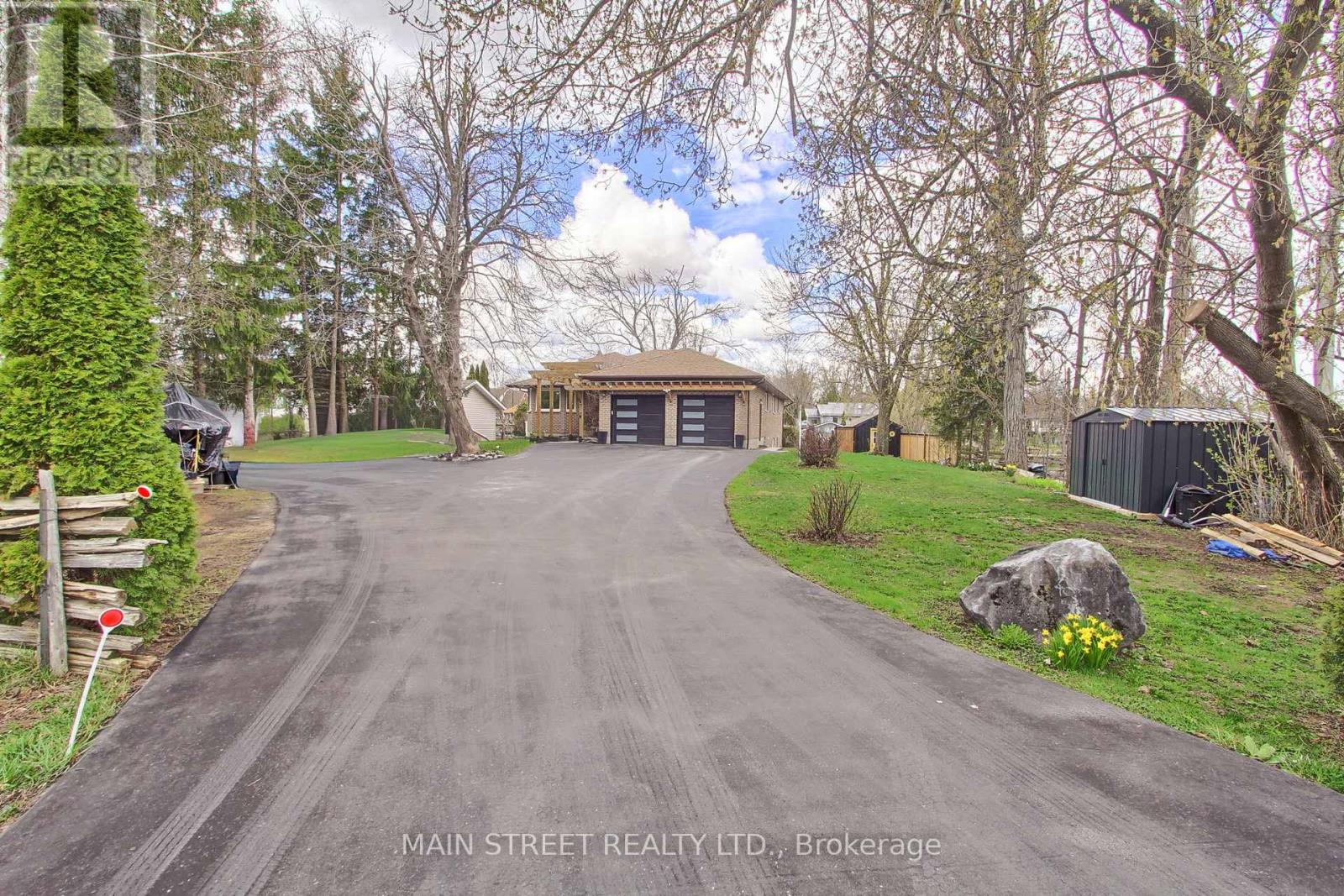 24 Maple Grove Road, Kawartha Lakes, Ontario  K9V 4R6 - Photo 2 - X13075368