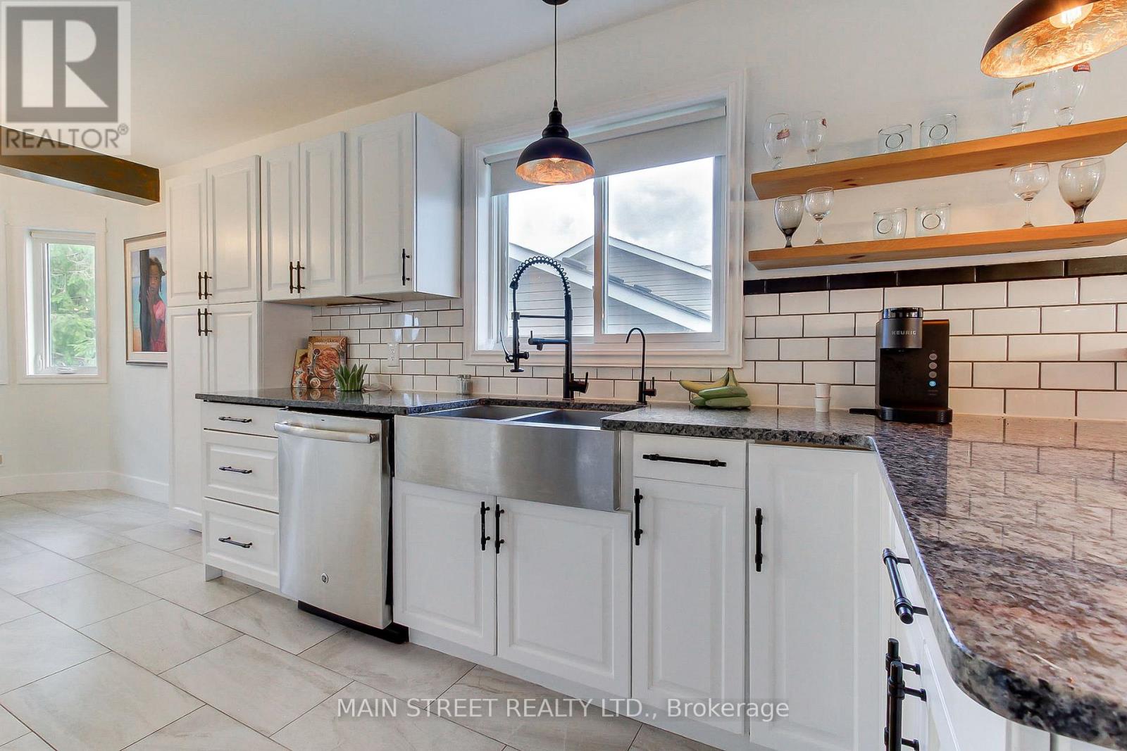 24 Maple Grove Road, Kawartha Lakes, Ontario  K9V 4R6 - Photo 8 - X13075368