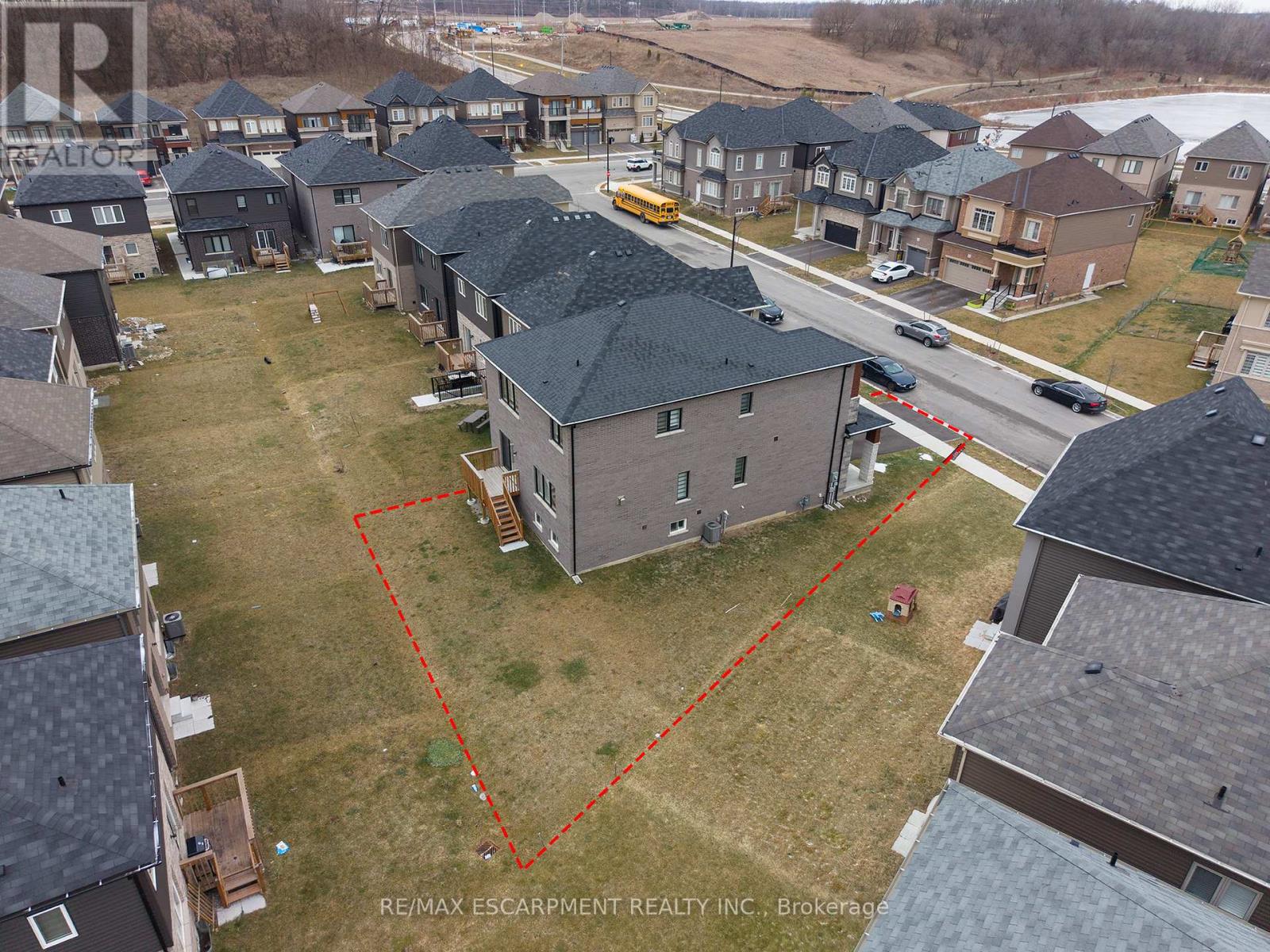 9 Tarrison Street, Brantford, Ontario  N3V 0B1 - Photo 34 - X13075388