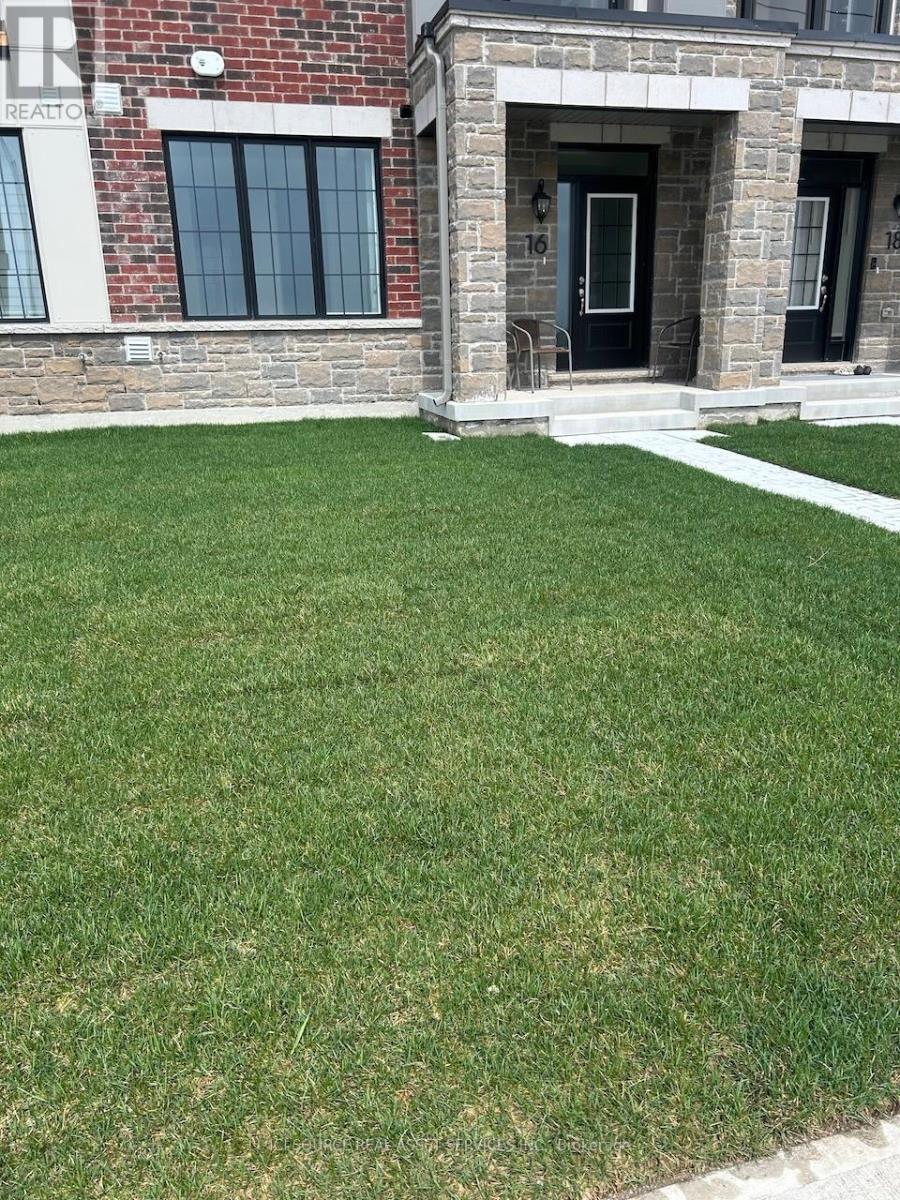 16 Pearen Lane, Barrie, Ontario  L9J 0Z6 - Photo 3 - S12949262