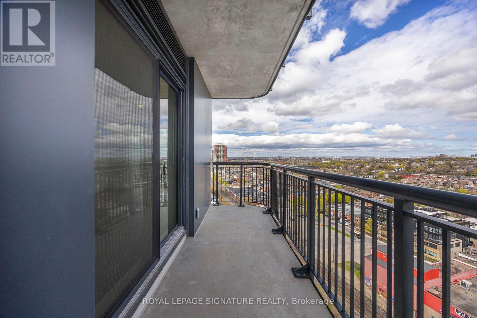 1602 - 1185 Dupont Street, Toronto, Ontario  M6H 0G5 - Photo 32 - W13071010