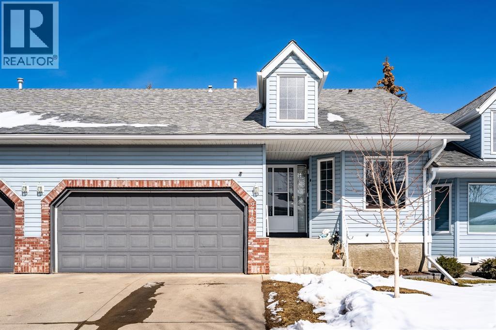 216 Valley Ridge Heights NW, Calgary, Alberta  T3B 5T3 - Photo 2 - A2297751