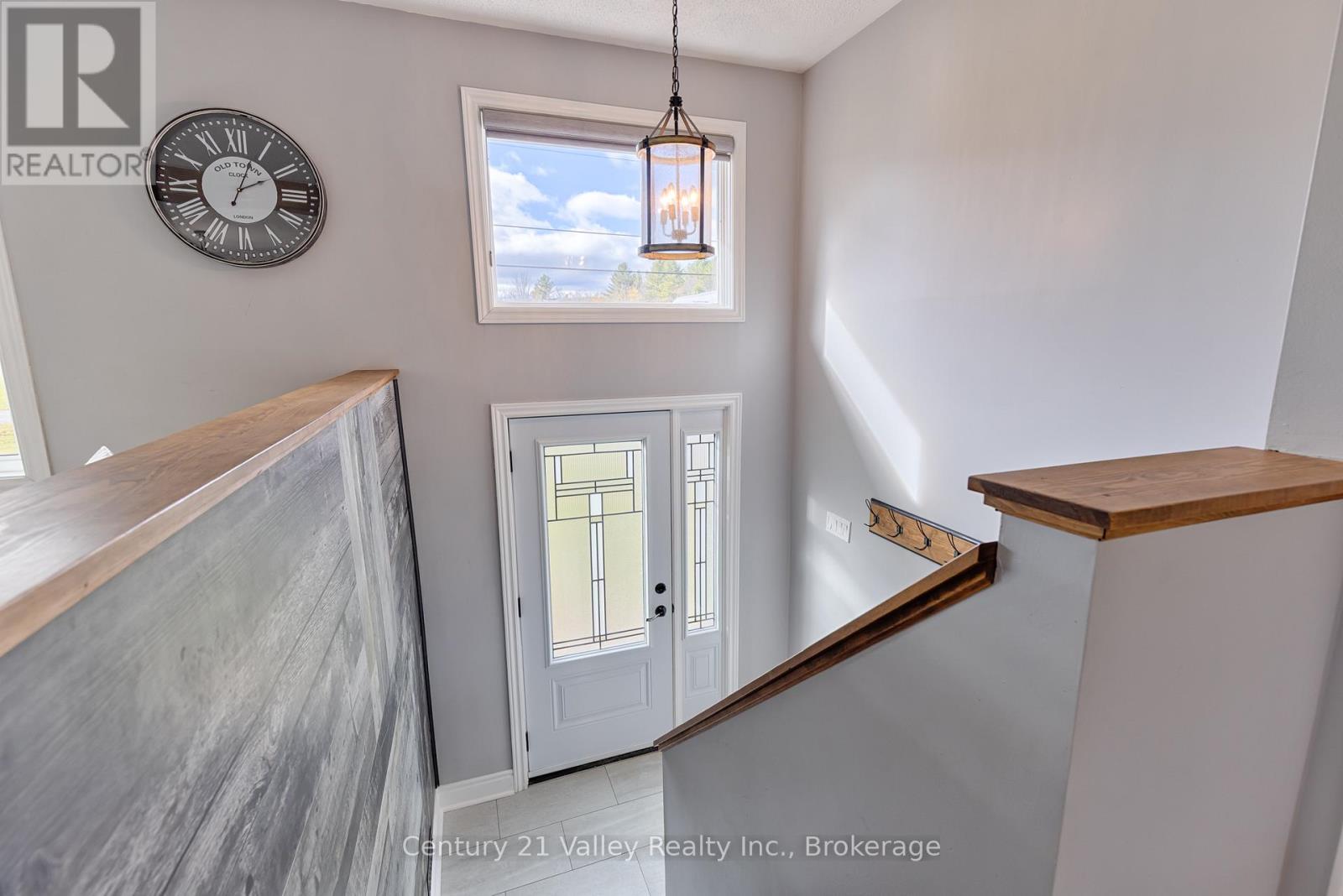 1776 Lemke Road, North Algona Wilberforce, Ontario  K8A 6W5 - Photo 6 - X13075402