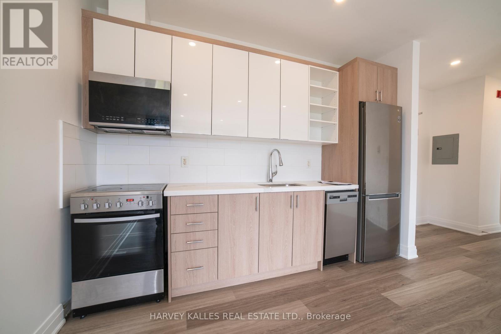 1 - 1980 Eglinton Avenue W, Toronto, Ontario  M6E 2J9 - Photo 4 - W13068654