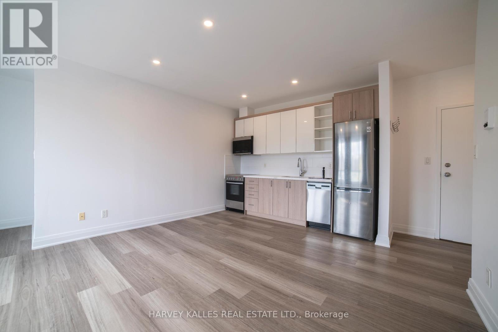 1 - 1980 Eglinton Avenue W, Toronto, Ontario  M6E 2J9 - Photo 5 - W13068654
