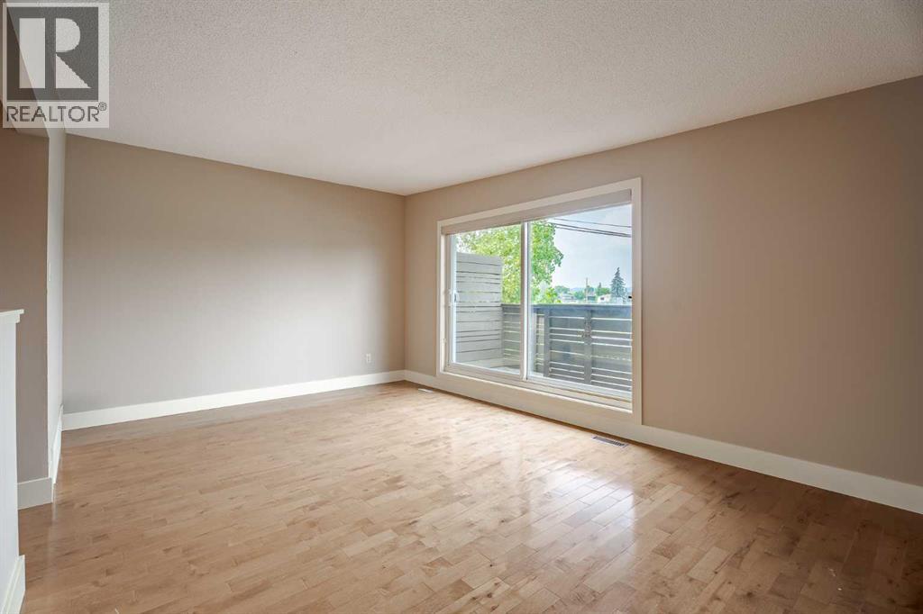 3, 6222 31 Avenue NW, Calgary, Alberta  T3B 1J8 - Photo 5 - A2298039