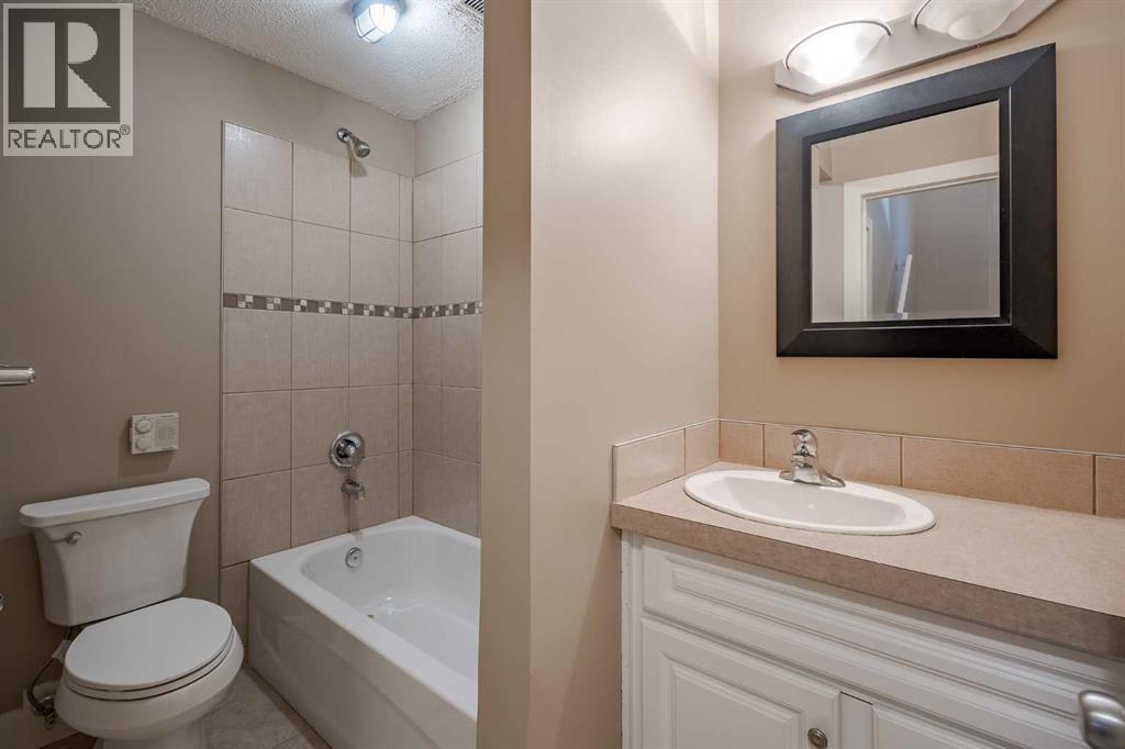 3, 6222 31 Avenue NW, Calgary, Alberta  T3B 1J8 - Photo 26 - A2298039