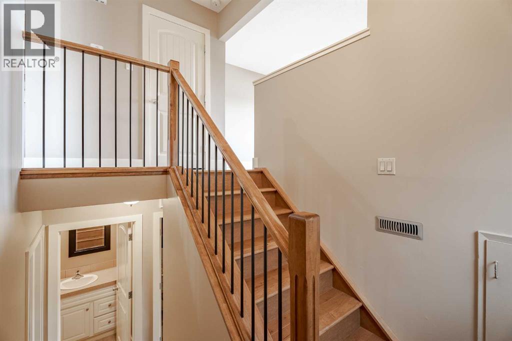 3, 6222 31 Avenue NW, Calgary, Alberta  T3B 1J8 - Photo 3 - A2298039