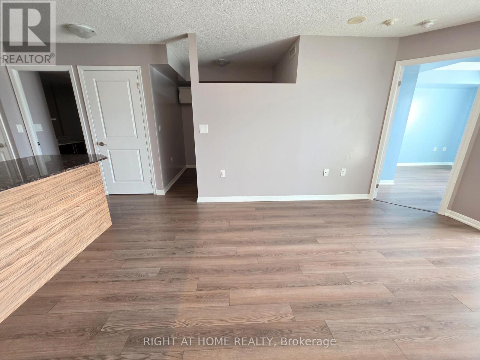 1711 - 125 Western Battery Road, Toronto, Ontario  M6K 3R8 - Photo 15 - C13075404
