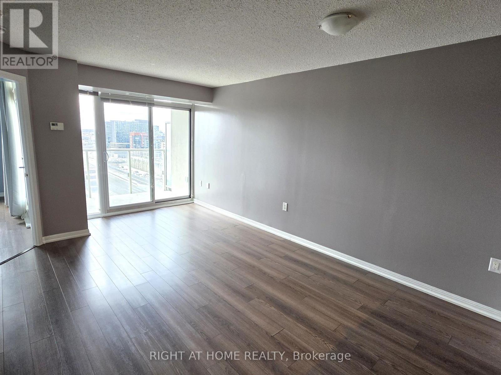 1711 - 125 Western Battery Road, Toronto, Ontario  M6K 3R8 - Photo 8 - C13075404