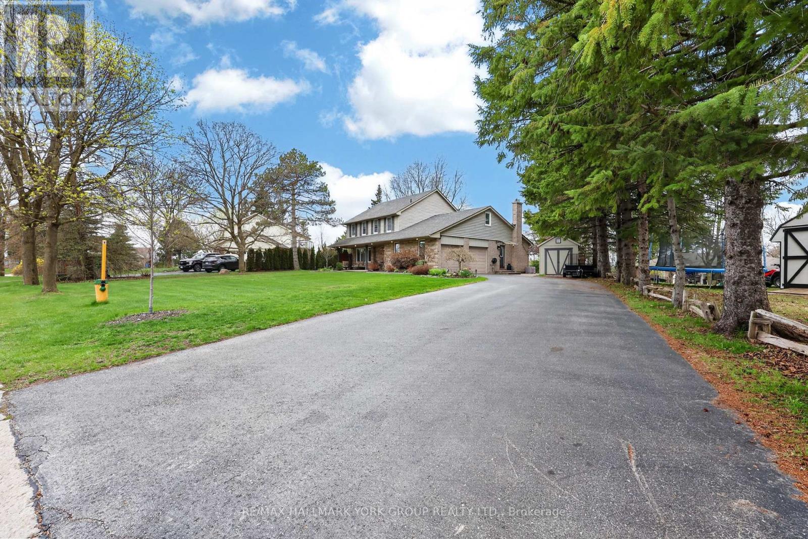 8 Grant Court, East Gwillimbury (Queensville), Ontario  L0G 1R0 - Photo 2 - N13075406