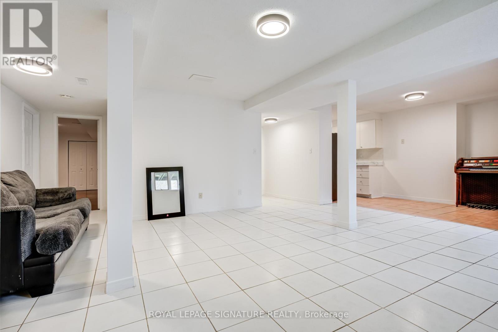 Bsmt - 161 Chambers Crescent, Newmarket, Ontario  L3X 1S9 - Photo 10 - N13075418