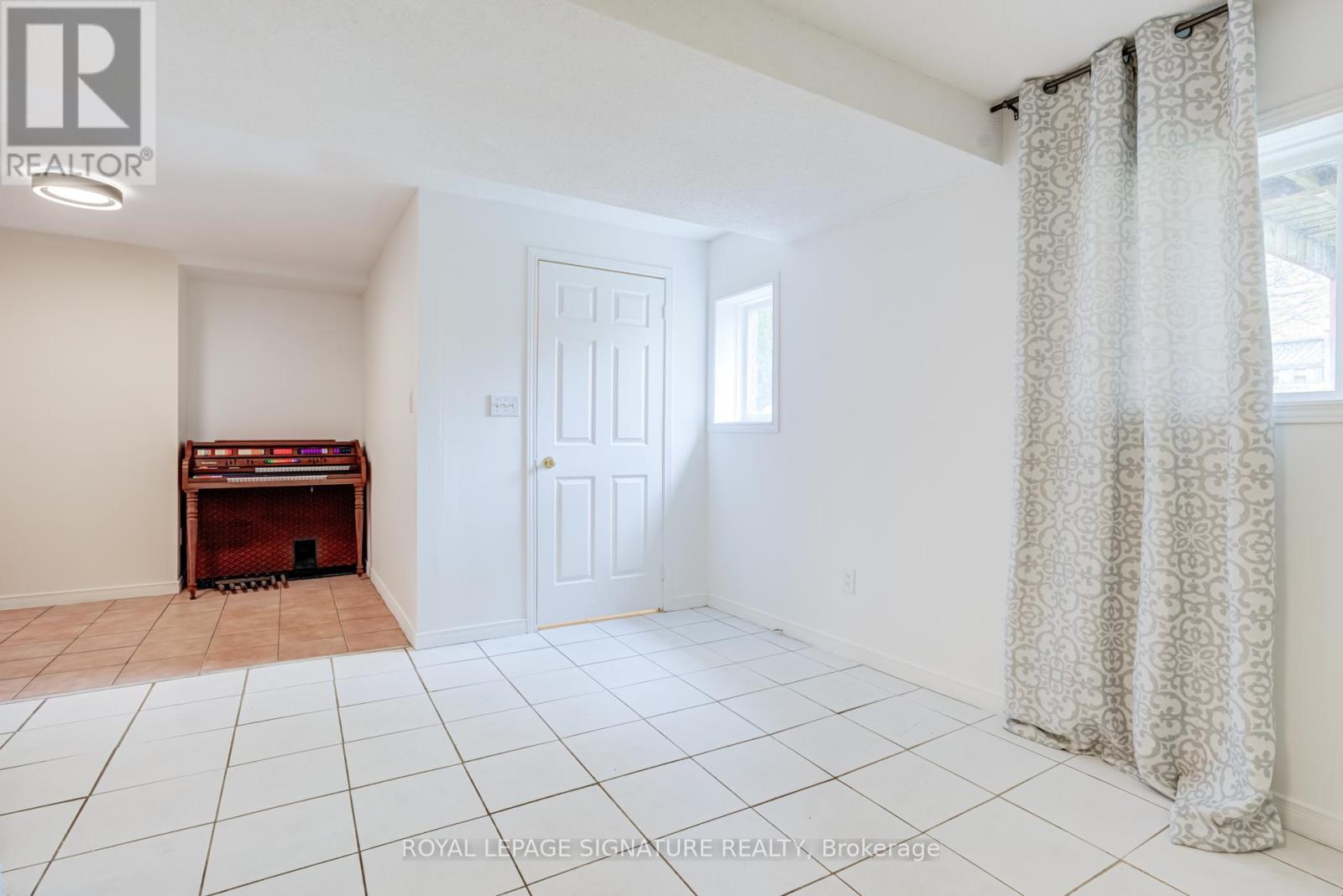 Bsmt - 161 Chambers Crescent, Newmarket, Ontario  L3X 1S9 - Photo 7 - N13075418