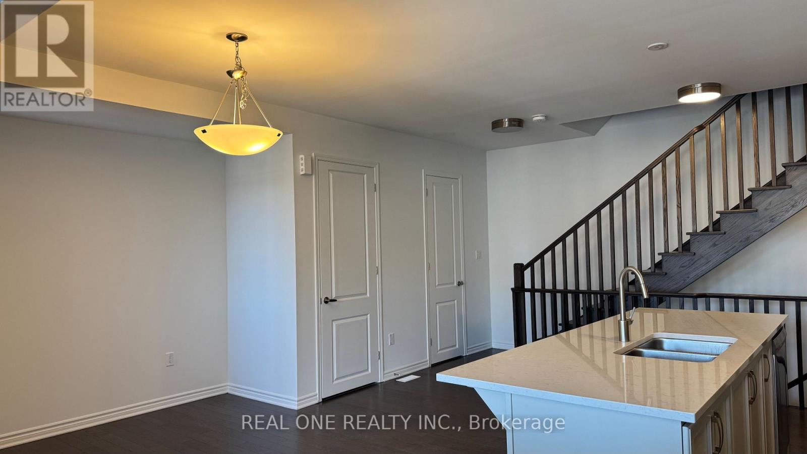1216 Granary Street, Oakville, Ontario  L6H 7Y3 - Photo 16 - W13075408