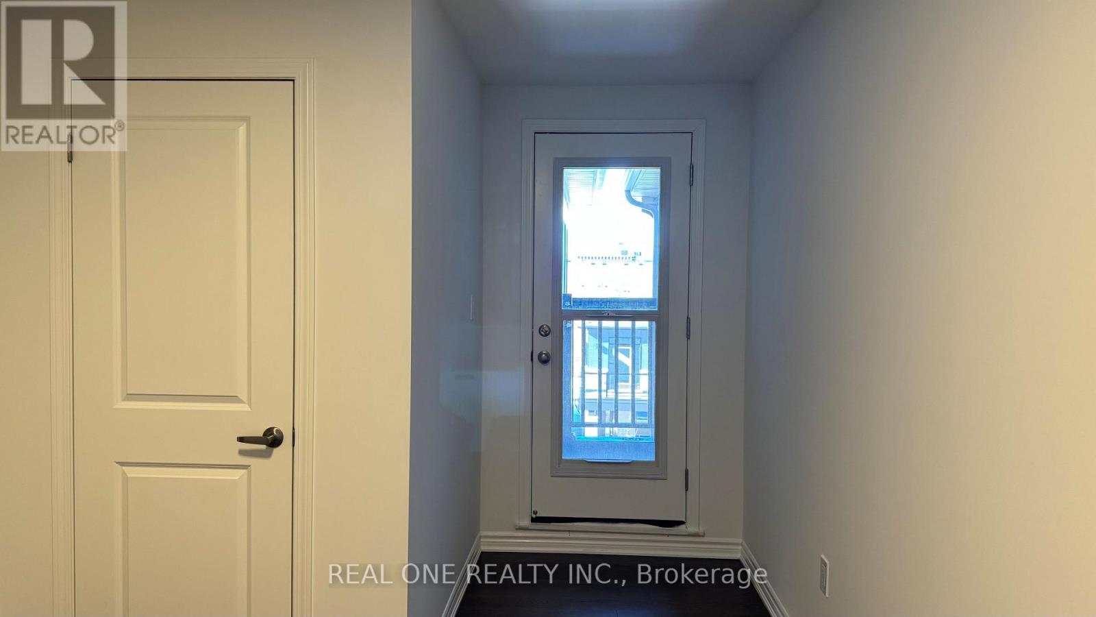 1216 Granary Street, Oakville, Ontario  L6H 7Y3 - Photo 18 - W13075408