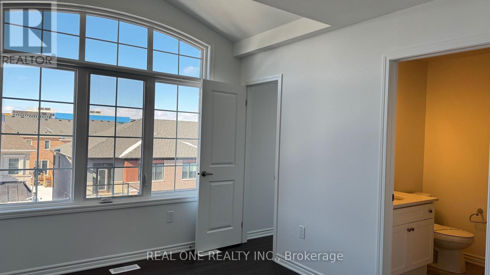 1216 Granary Street, Oakville, Ontario  L6H 7Y3 - Photo 23 - W13075408