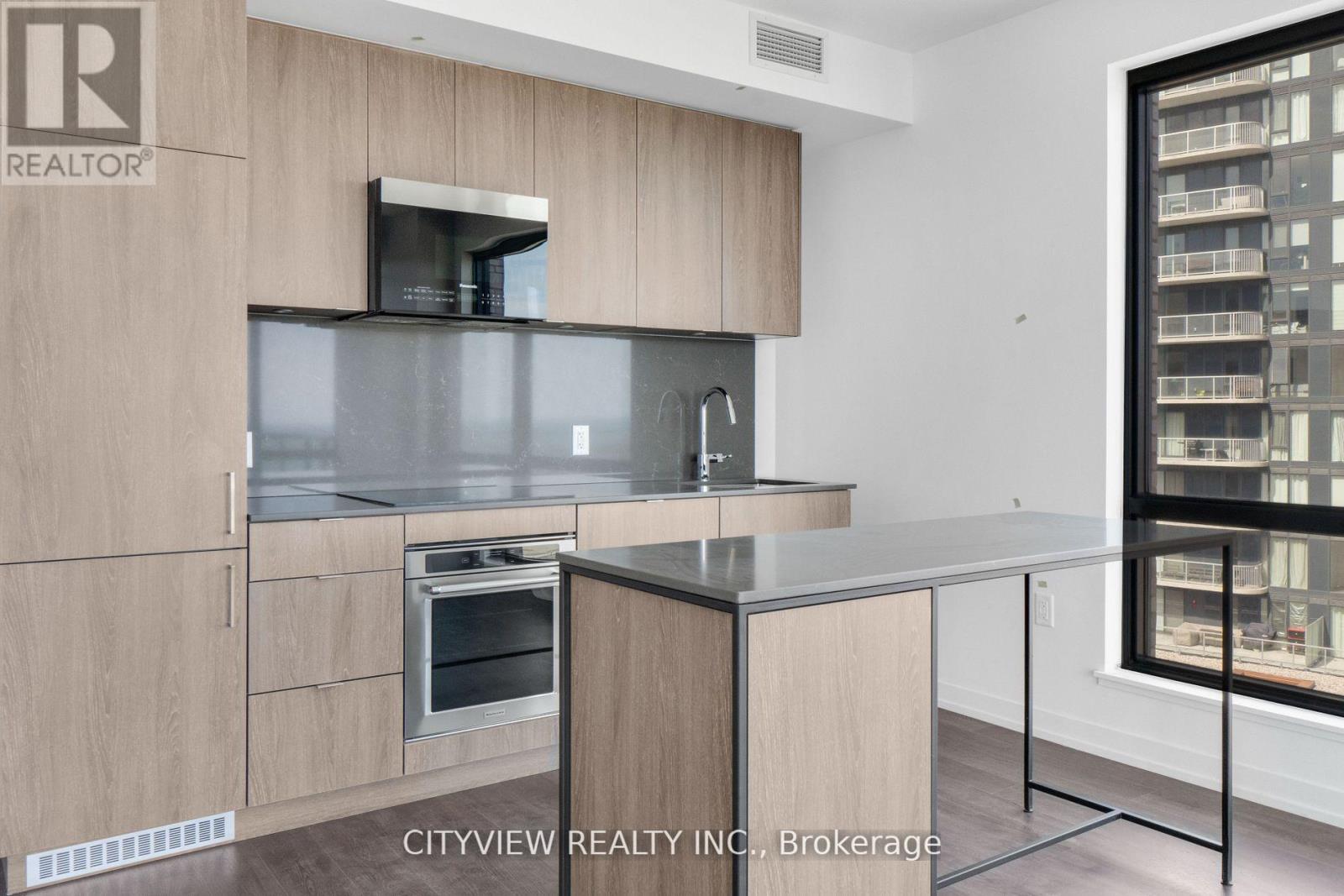 716 - 251 Masonry Way, Mississauga, Ontario  L5H 0B3 - Photo 6 - W13075424