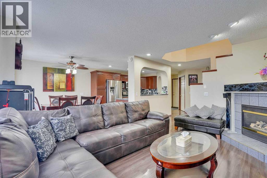 83 Bridlecreek Heath SW, Calgary, Alberta  T2Y 3N5 - Photo 10 - A2299197