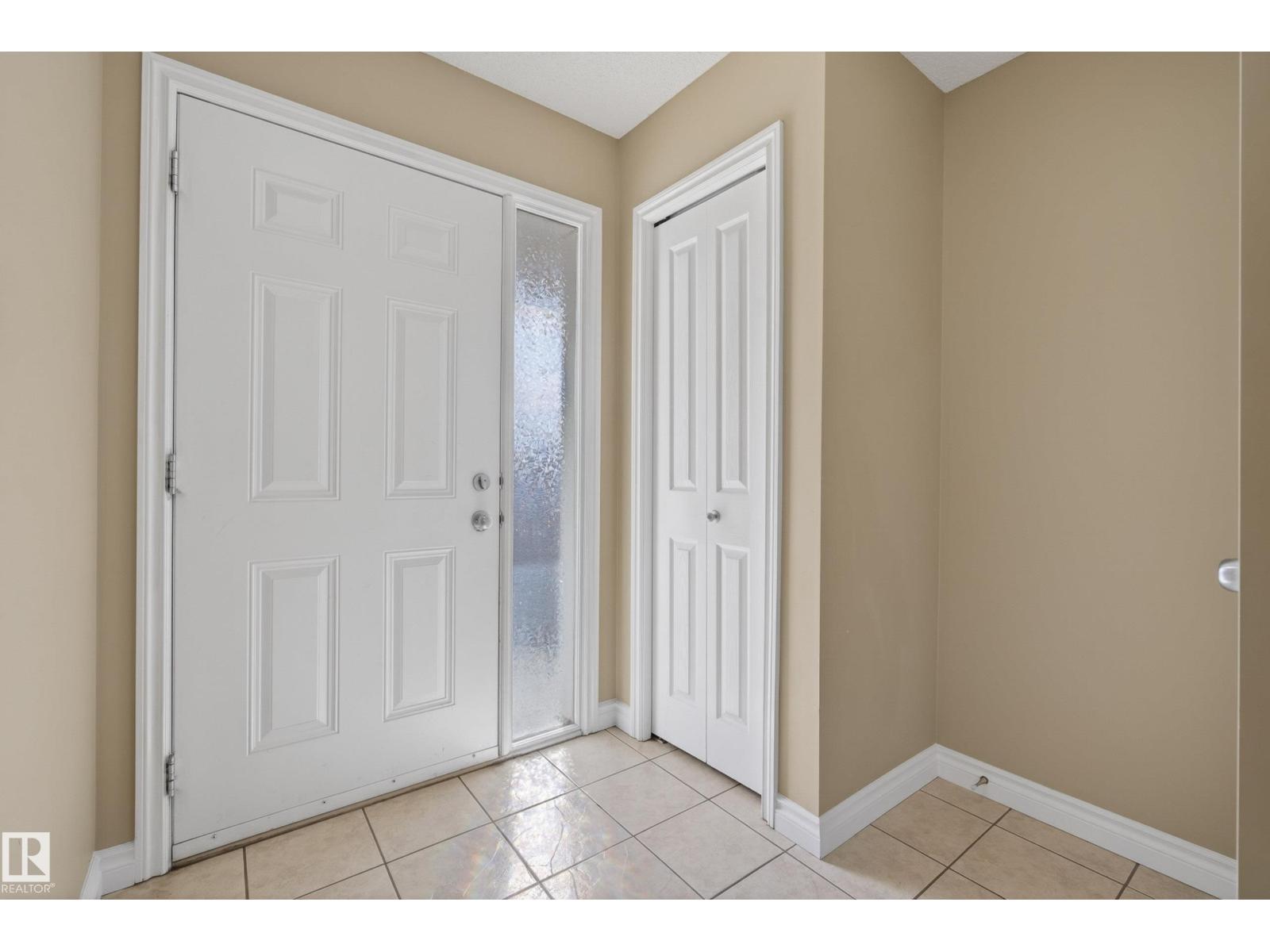 #17 171 Brintnell Bv Nw, Edmonton, Alberta  T5Y 0C6 - Photo 3 - E4485492